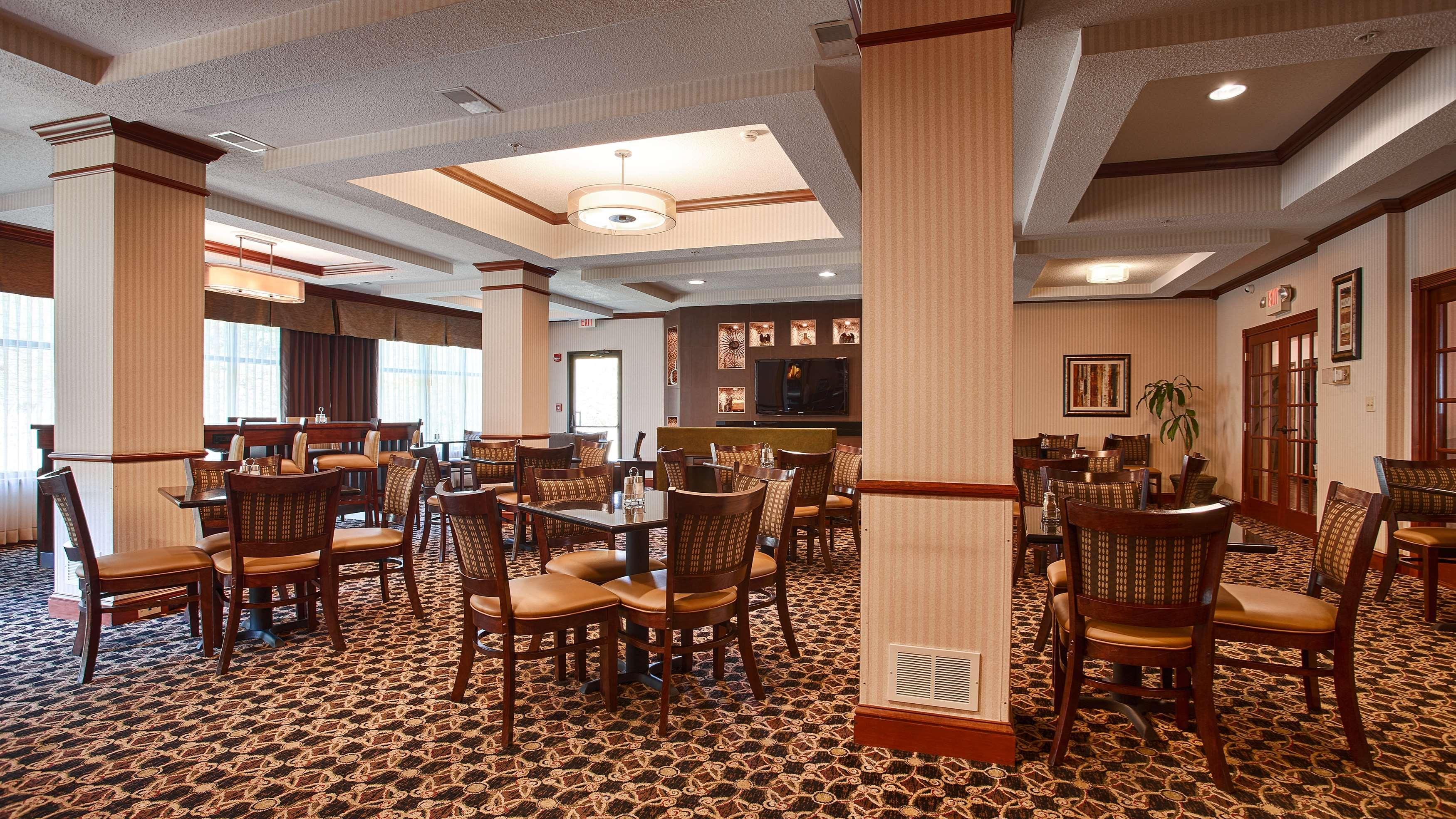 Best Western Plus Clearfield Exterior photo